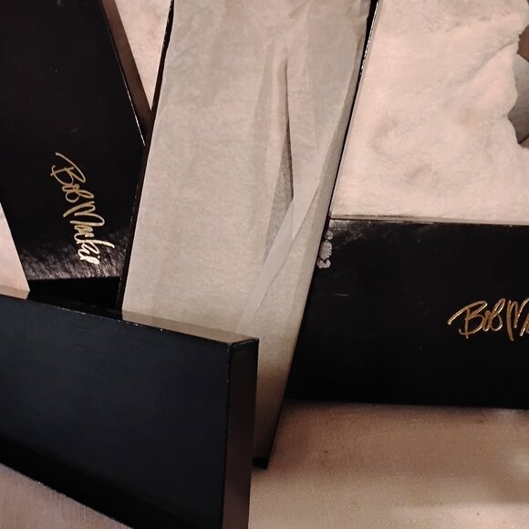 Rare Vintage Bob Mackie “Wearable Art” Silk Scarves 36×36 in, Mint with Original - Picture 7 of 10